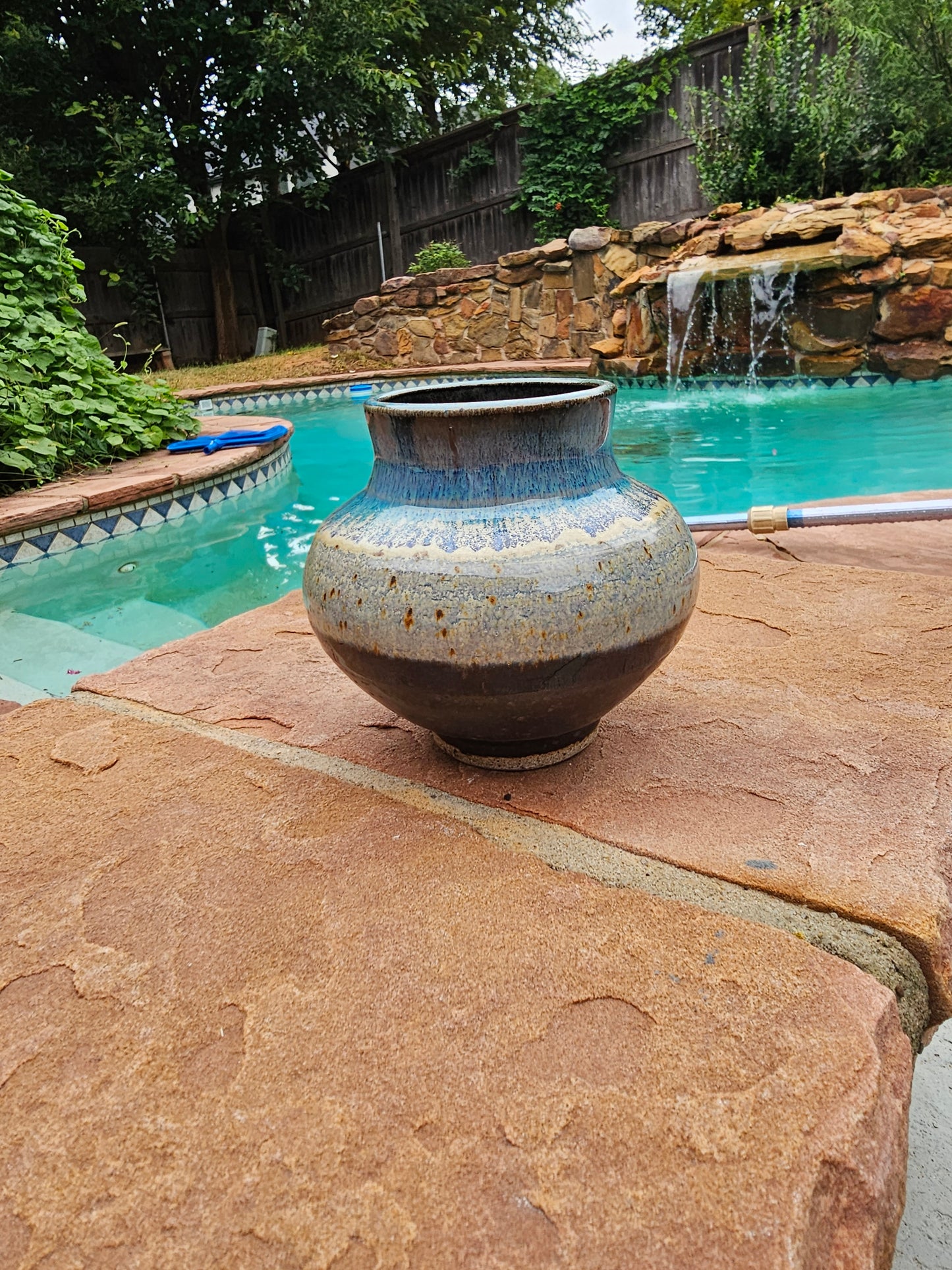 Ace of Spades 6" Sculptural vessel