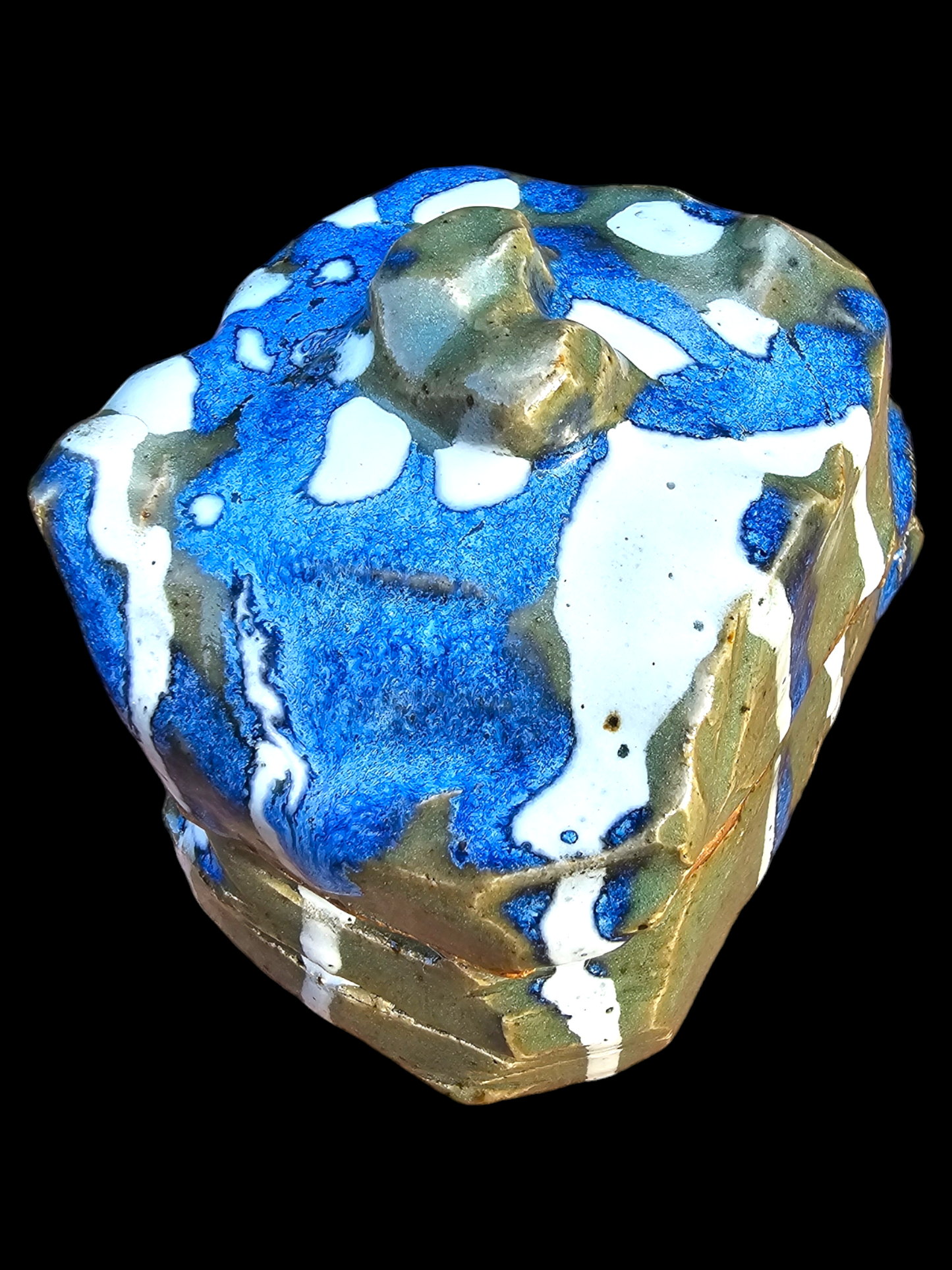 "Melting snow, flowing rivers" a Kurinuki style carved Ceramic lidded Box