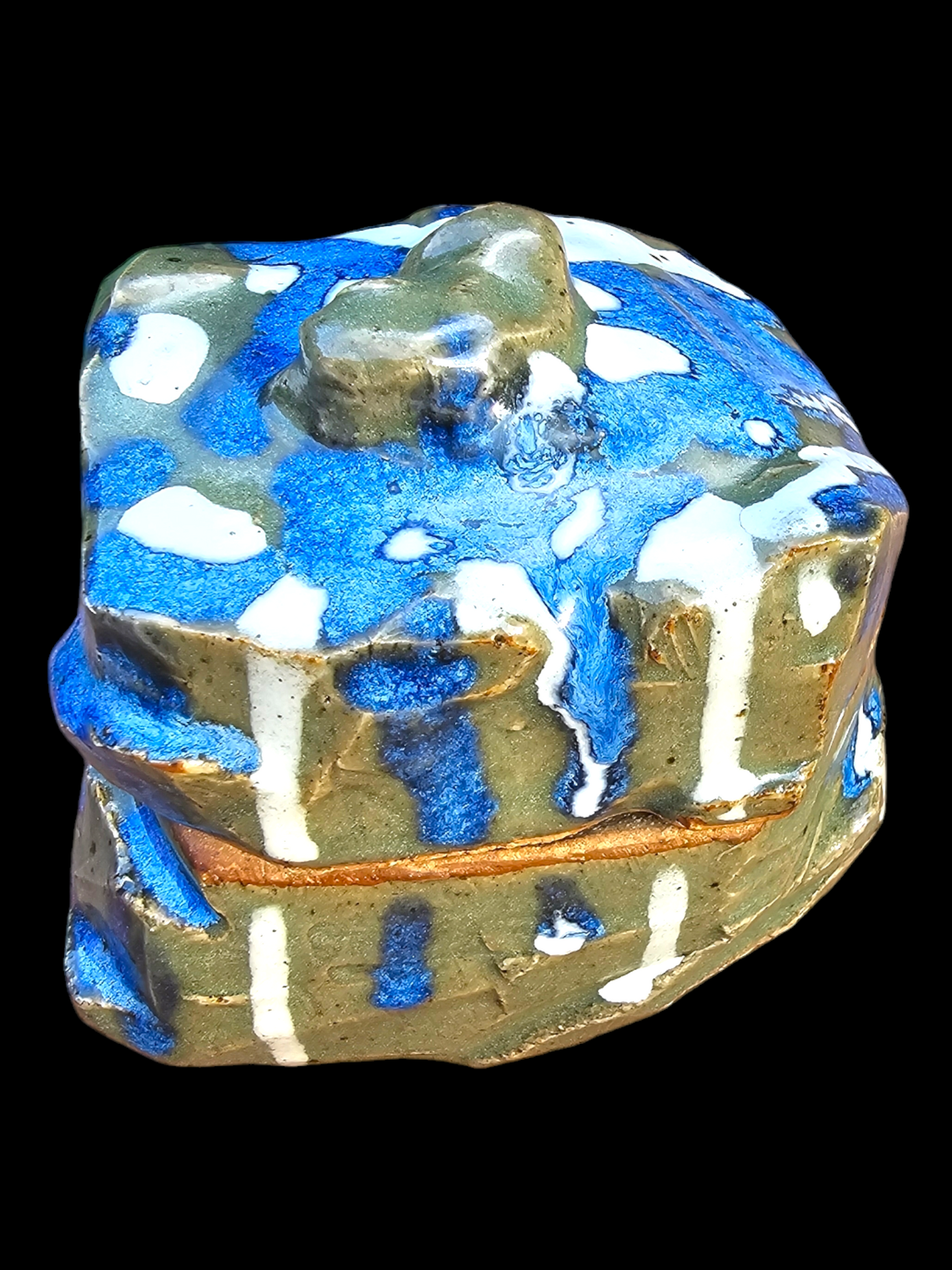 "Melting snow, flowing rivers" a Kurinuki style carved Ceramic lidded Box