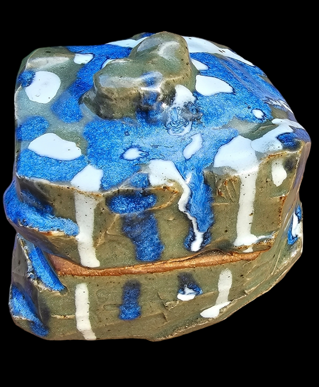 "Melting snow, flowing rivers" a Kurinuki style carved Ceramic lidded Box