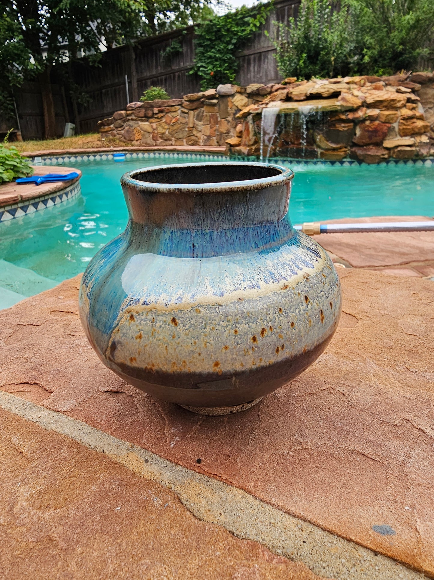 Ace of Spades 6" Sculptural vessel
