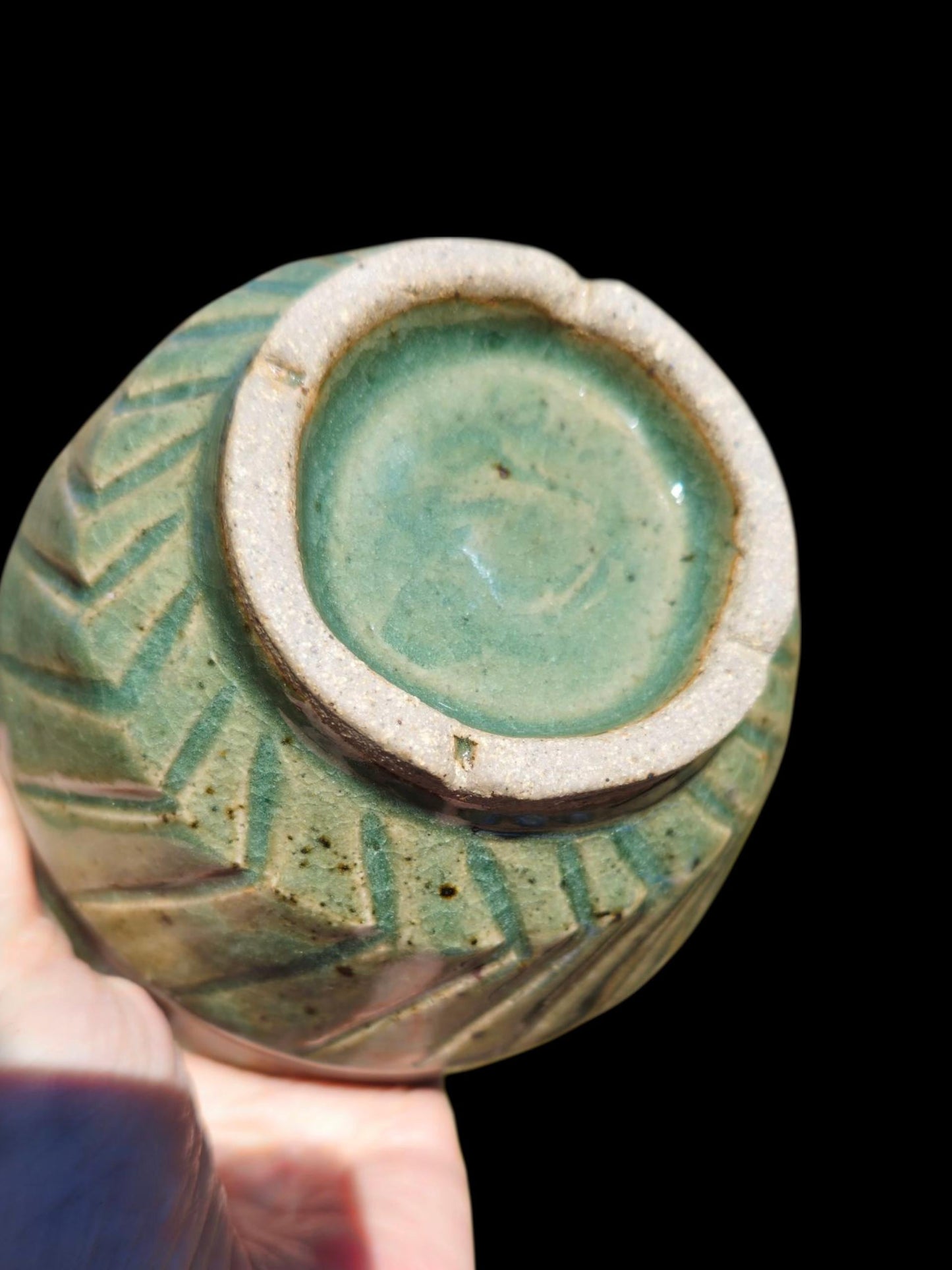 Handmade Footed Chawan Tea Bowl – Iron Green Celadon Crackle, Carved Stoneware, Japanese-Inspired