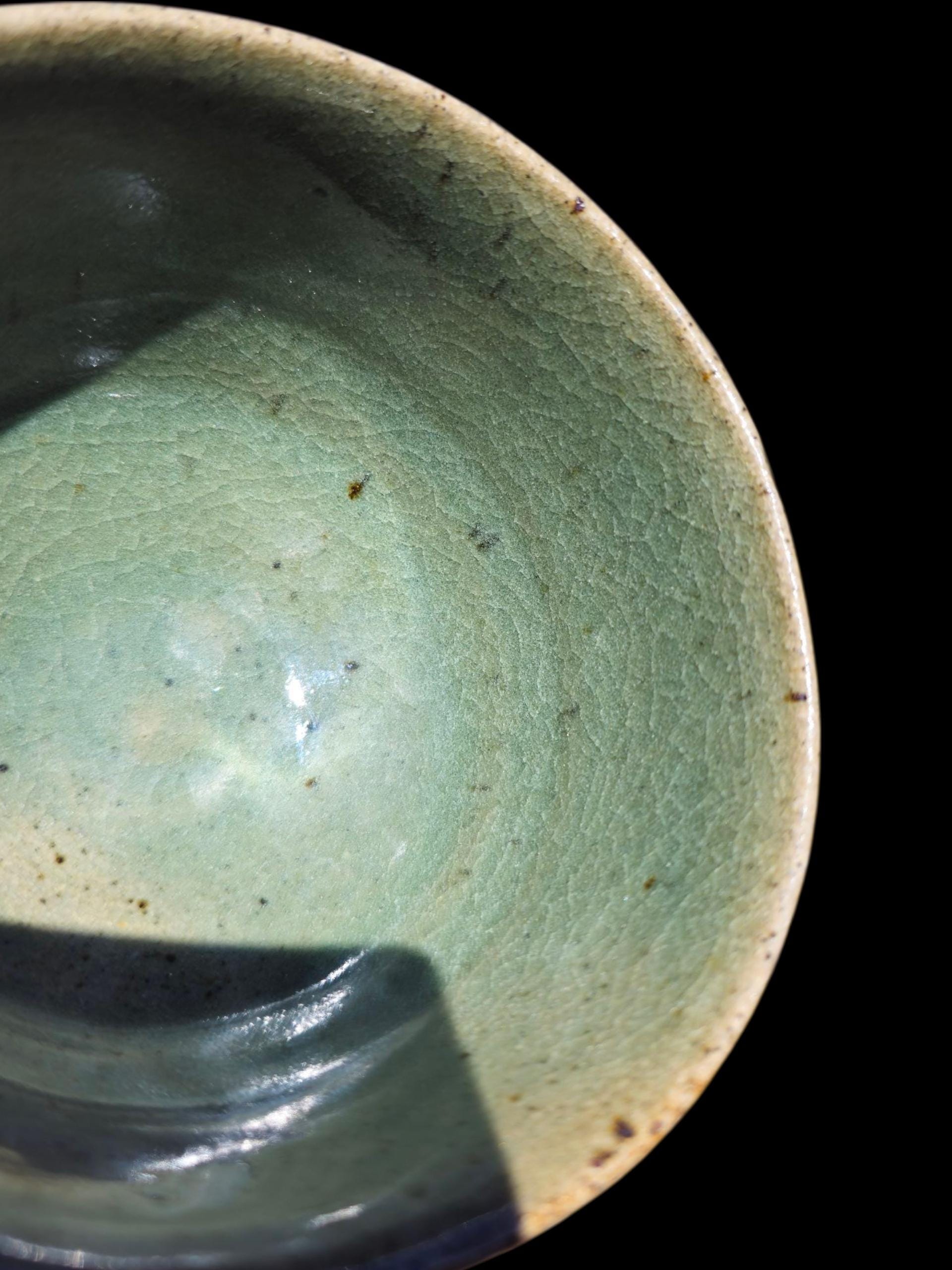 Handmade Footed Chawan Tea Bowl – Iron Green Celadon Crackle, Carved Stoneware, Japanese-Inspired